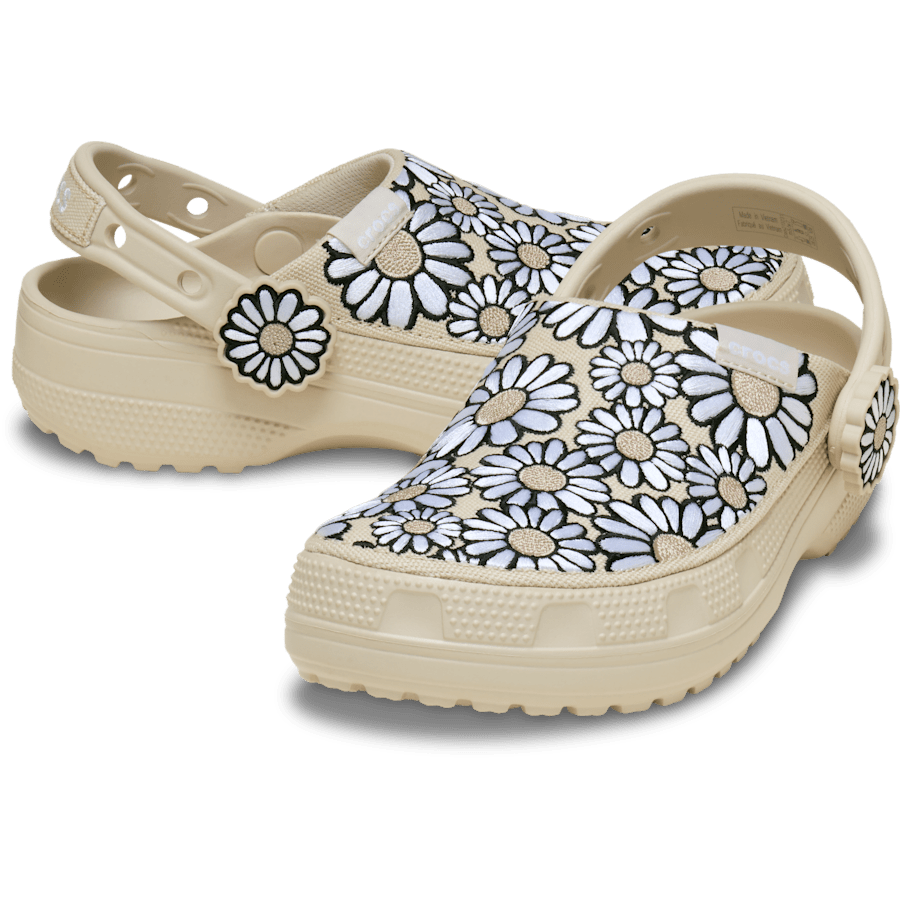 Crafted Daisy Clog - US 8629