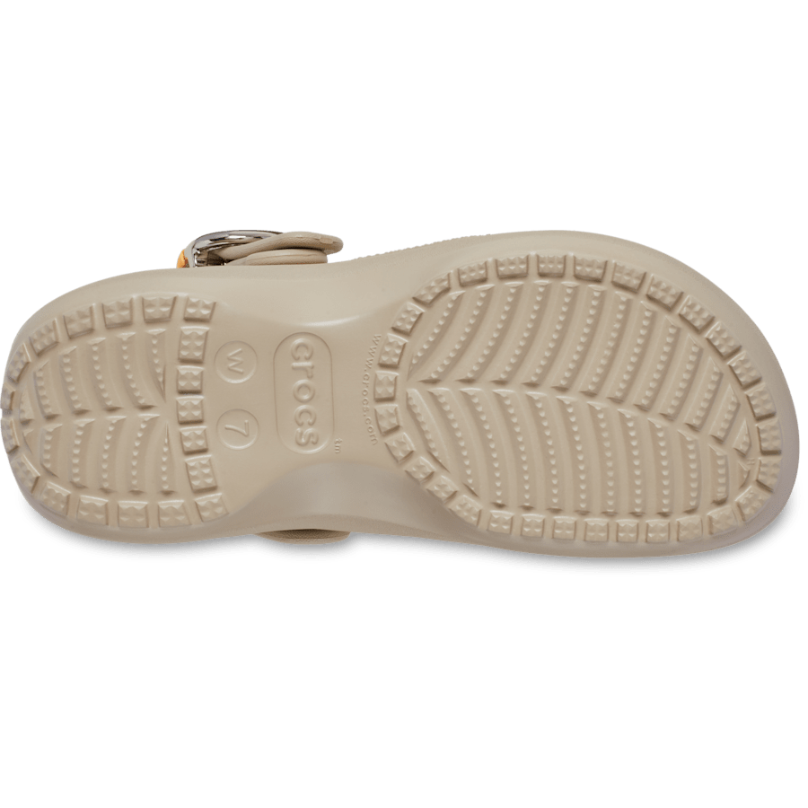 Classic Platform Dipped Buckle Clog - US 7469