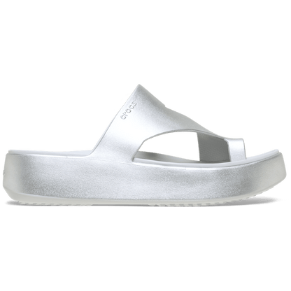 Getaway Platform Toe Loop Metallic Sandal - US 7223