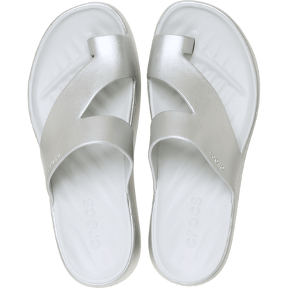 Getaway Platform Toe Loop Metallic Sandal - US 7223