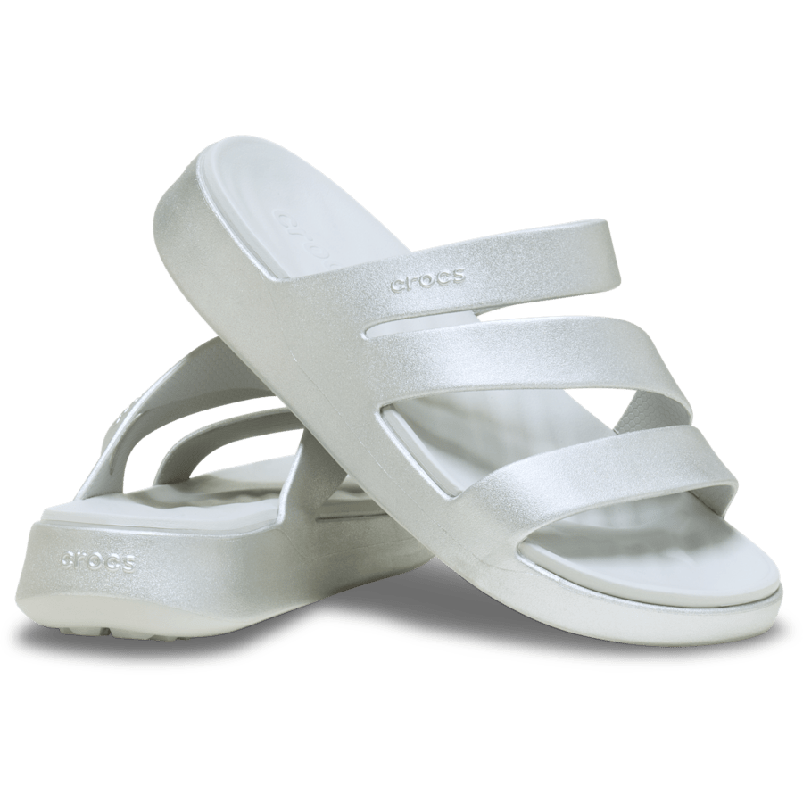 Getaway Strappy Metallic Sandal - US 7378