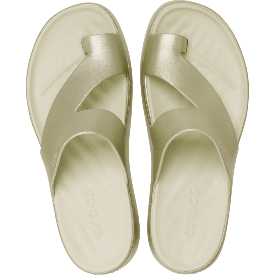 Getaway Platform Toe Loop Metallic Sandal - US 4565