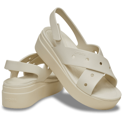Brooklyn 4U Cross Strap Sandal - US 4430